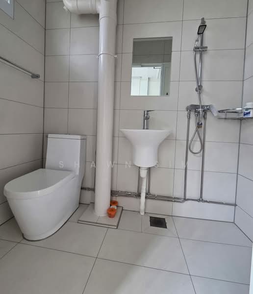 523 Serangoon North Avenue 4, 523 Serangoon North Avenue 4, Room Rental, 150 sqft, HDB Flat For Rent, by Shawn Sim, 500182588 - Bathroom - PropertyGuru.com.sg