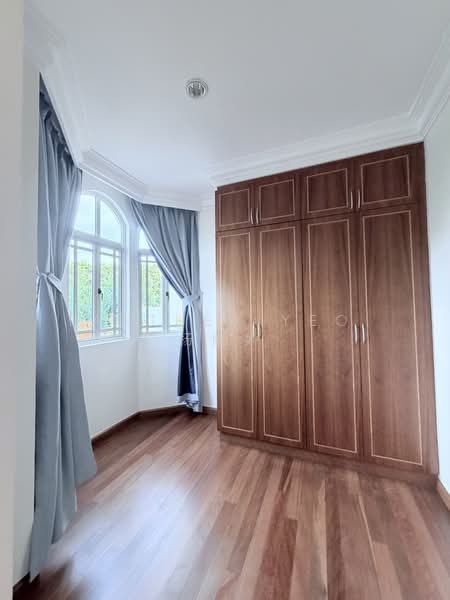 Holland Green, Holland Green, 5 Bedrooms, 4,500 sqft, Detached House For Rent, by Anthea Yeo 杨丽娇, 500182596 - Bedroom - PropertyGuru.com.sg