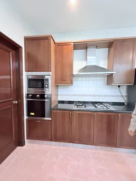 Holland Green, Holland Green, 5 Bedrooms, 4,500 sqft, Detached House For Rent, by Anthea Yeo 杨丽娇, 500182596 - Kitchen - PropertyGuru.com.sg