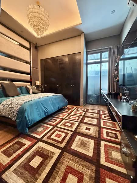 Rosewood Suites, 65 Rosewood Drive, 3 Bedrooms, 2,302 sqft, Condominium For Sale, by Edwin Soh, 500182597 - Master room (2nd floor) - PropertyGuru.com.sg