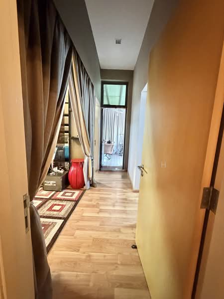 Rosewood Suites, 65 Rosewood Drive, 3 Bedrooms, 2,302 sqft, Condominium For Sale, by Edwin Soh, 500182597 - Master room (2nd floor) - PropertyGuru.com.sg