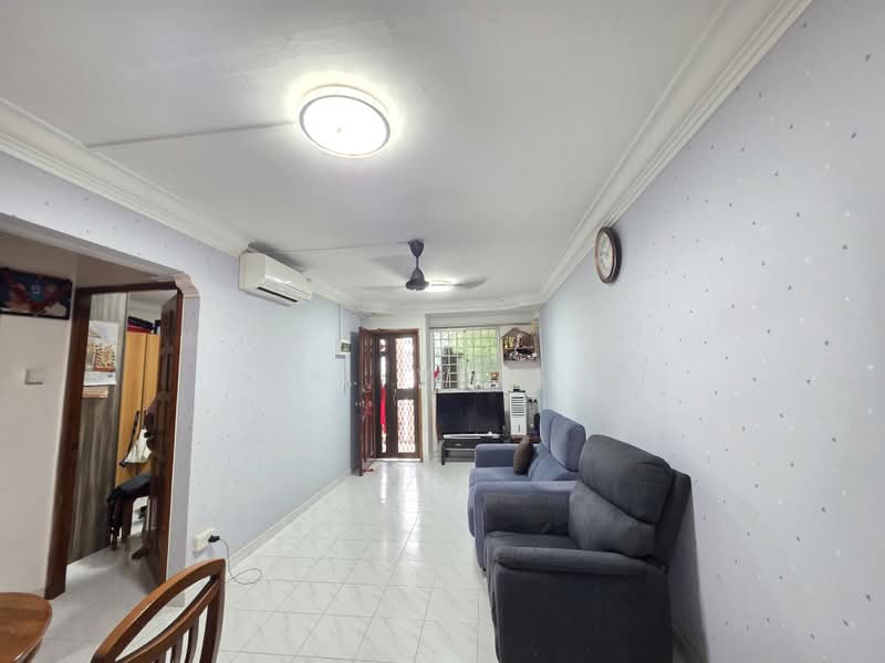 308 Bukit Batok Street 31, 308 Bukit Batok Street 31, 2 Bedrooms, 721 sqft, HDB Flat For Sale, by PN. Vijay, 500182610 - Living Room - PropertyGuru.com.sg