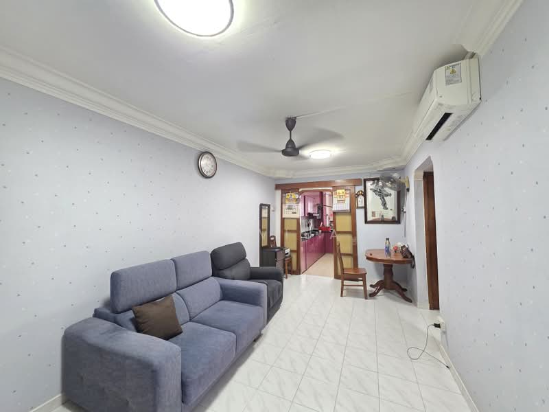 308 Bukit Batok Street 31, 308 Bukit Batok Street 31, 2 Bedrooms, 721 sqft, HDB Flat For Sale, by PN. Vijay, 500182610 - Living Room - PropertyGuru.com.sg