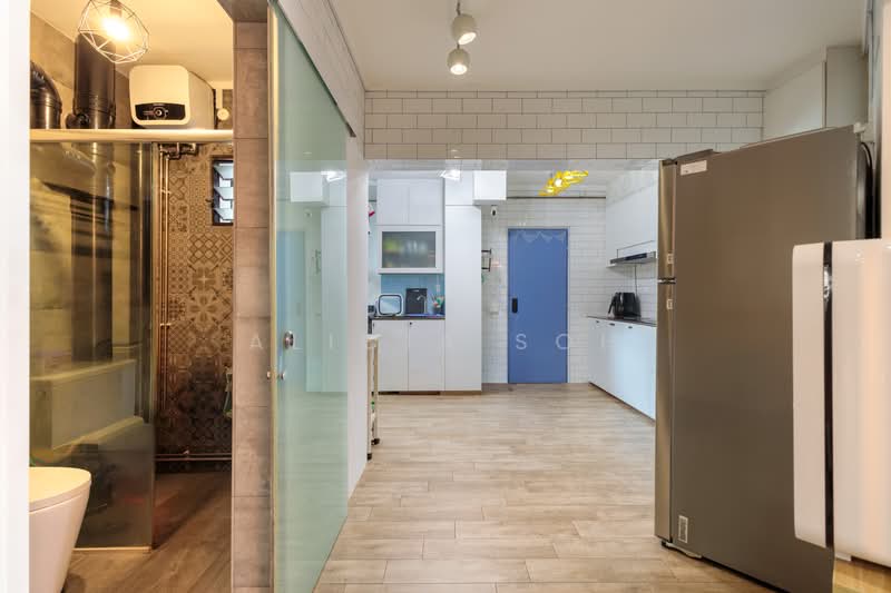 239 Compassvale Walk, 239 Compassvale Walk, 3 Bedrooms, 1,313 sqft, HDB Flat For Sale, by Alicia Soh, 500182613 - Kitchen - PropertyGuru.com.sg