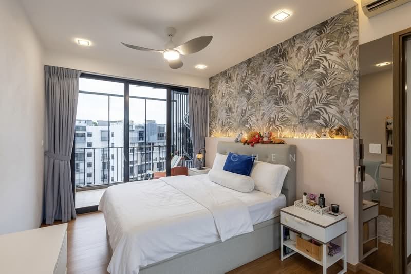 River Isles, 56 Edgedale Plains, 4 Bedrooms, 2,045 sqft, Condominium For Sale, by Jayden Chen, 500182616 - Master Bedroom - PropertyGuru.com.sg