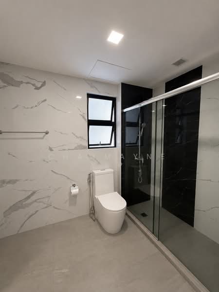 Dover Parkview, 38 Dover Rise, 2 Bedrooms, 969 sqft, Condominium For Rent, by Charmayne Yap, 500182617 - Bathroom - PropertyGuru.com.sg