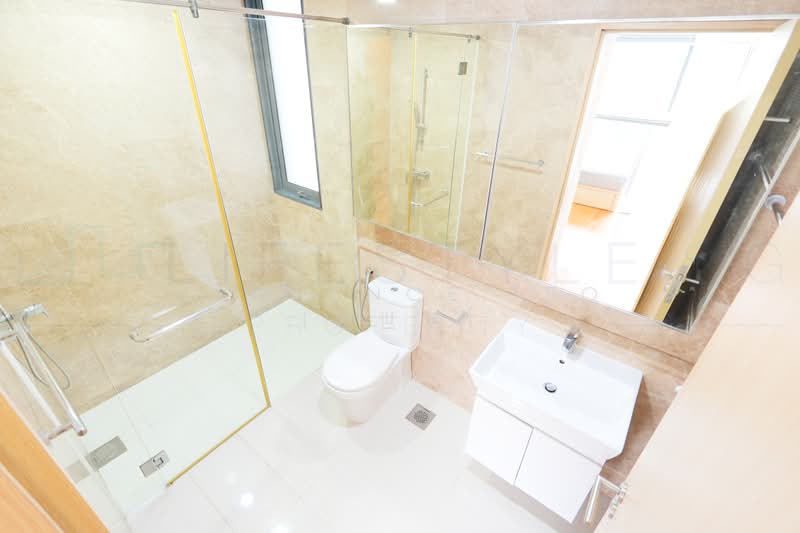 Boathouse Residences, 31 Upper Serangoon View, 3 Bedrooms, 1,120 sqft, Condominium For Rent, by Lawrence Teo (赵世廷), 500182622 - Bathroom 2 - PropertyGuru.com.sg