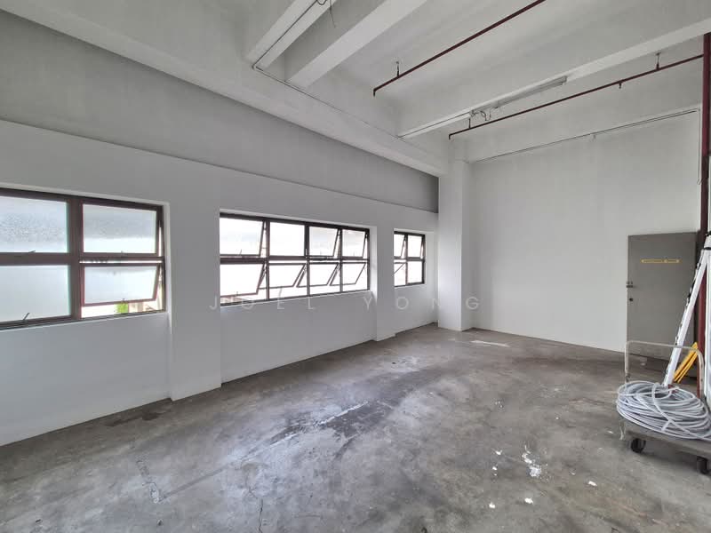 own door unit with windows and next to goods lift! (aljunied)!, walking distance to aljunied mrt station!, 439 sqft, Light Industrial (B1) For Rent, by Joel Yong, 500182623 - CommercialGuru.com.sg
