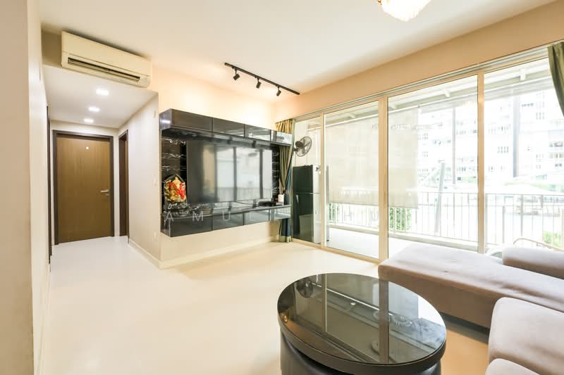 Super cheap 3 bed dual key east side high rent, , 3 Bedrooms, 1,227 sqft, Condominium For Sale, by Samuel Phua, 500182649 - PropertyGuru.com.sg