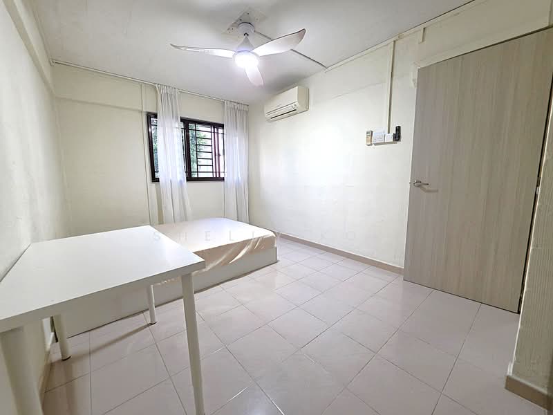 405 Hougang Avenue 10, 405 Hougang Avenue 10, 1 Bedroom, 200 sqft, HDB Flat For Rent, by Shelly Koh, 500182651 - Bedroom - PropertyGuru.com.sg