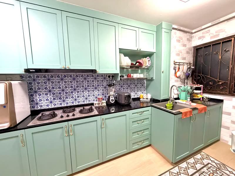 875 Yishun Street 81, 875 Yishun Street 81, 3 Bedrooms, 904 sqft, HDB Flat For Sale, by Akhbar Ariff, 500182658 - Kitchen - PropertyGuru.com.sg