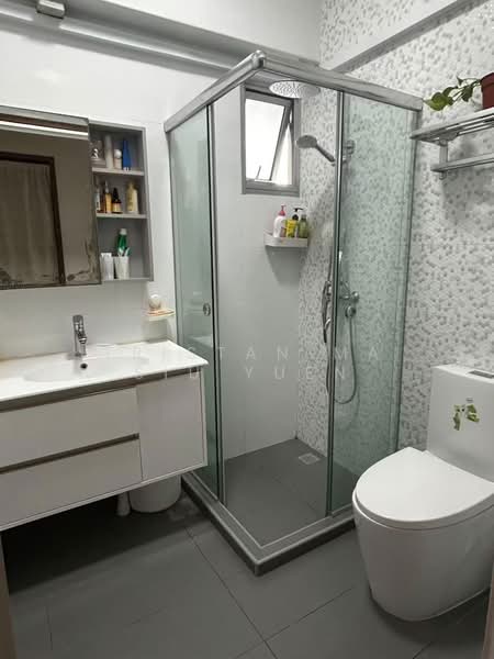 476B Yishun Street 44, 476B Yishun Street 44, Room Rental, 150 sqft, HDB Flat For Rent, by Tristan Ma Siu Yuen, 500182660 - Bathroom - PropertyGuru.com.sg