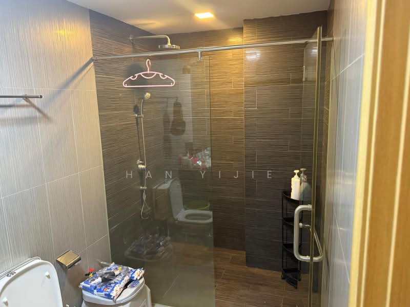 Space @ Kovan, 11 Yio Chu Kang Road, 2 Bedrooms, 689 sqft, Apartment For Rent, by Han Yijie, 500182664 - Bathroom - PropertyGuru.com.sg