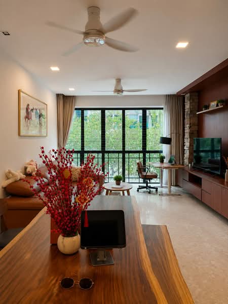 Pinevale, 2 Tampines Street 73, 3 Bedrooms, 1,292 sqft, Condominium For Sale, by Irene Kee, 500182668 - Living Room - PropertyGuru.com.sg
