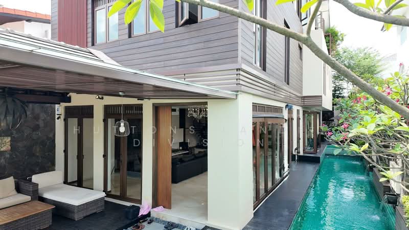 Sea Breeze Terrace, Sea Breeze Avenue, 5 Bedrooms, 6,172 sqft, Semi-Detached House For Sale, by IRENE ZITA WONG, 500182675 - Exterior - PropertyGuru.com.sg