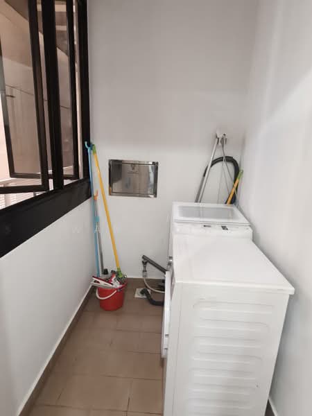 Regent Park, , 4 Bedrooms, 914 sqft, Condominium For Rent, by Wang Xing, 500182678 - Interior - PropertyGuru.com.sg