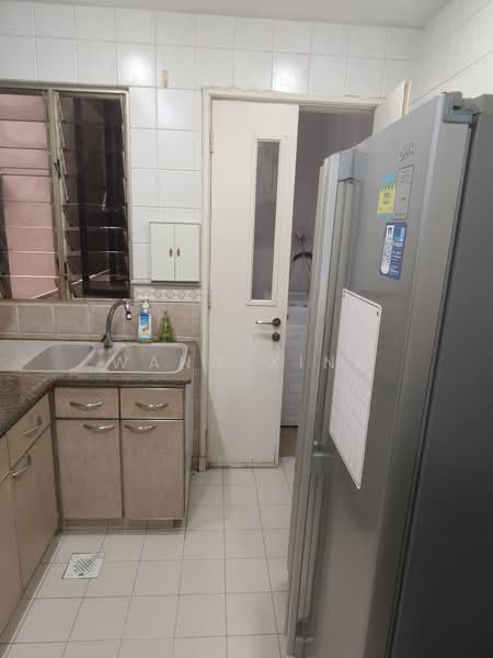 Regent Park, , 4 Bedrooms, 914 sqft, Condominium For Rent, by Wang Xing, 500182678 - Kitchen - PropertyGuru.com.sg