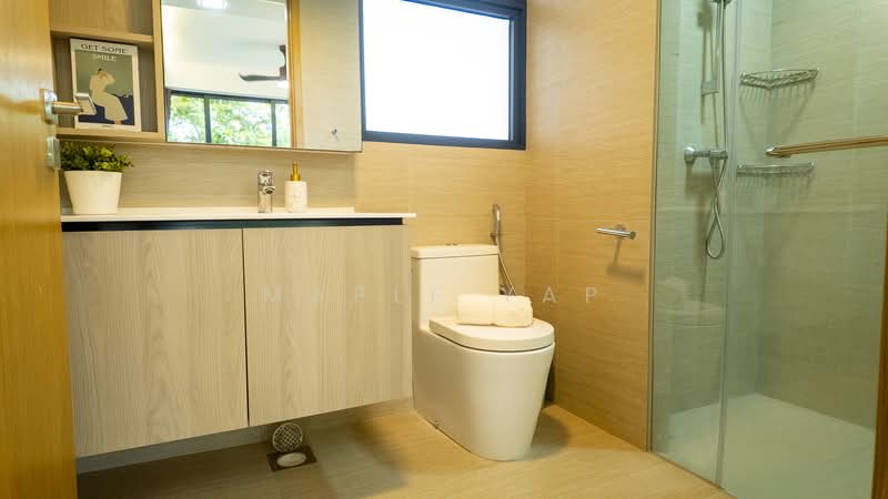 Westwood Residences EC, 188 Westwood Avenue, 4 Bedrooms, 1,238 sqft, Condominium For Sale, by Maple Yap, 500182687 - Bathroom - PropertyGuru.com.sg