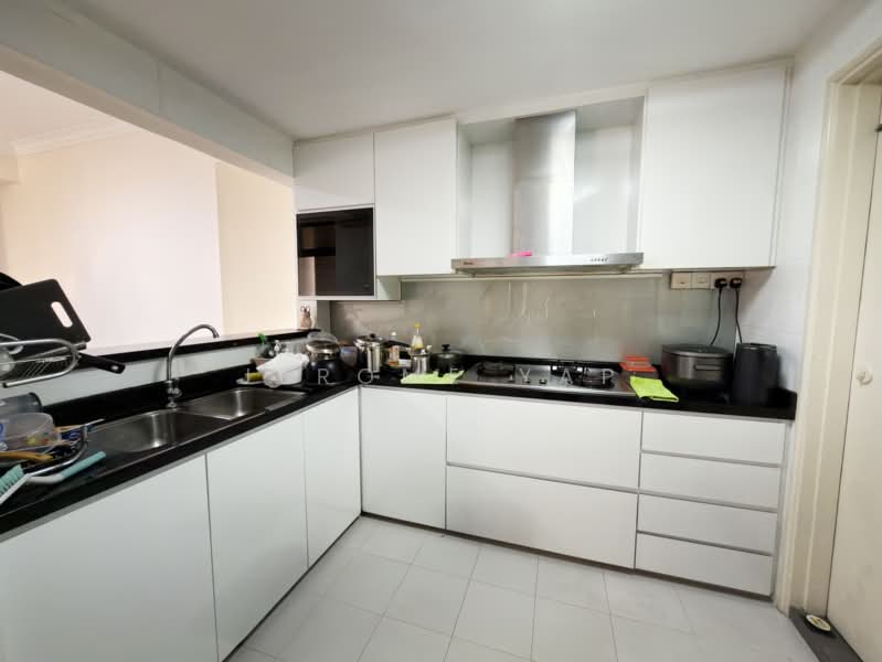 Grande Vista, 24 Cactus Drive, Room Rental, 100 sqft, Condominium For Rent, by Jerome Yap, 500182701 - Kitchen - PropertyGuru.com.sg