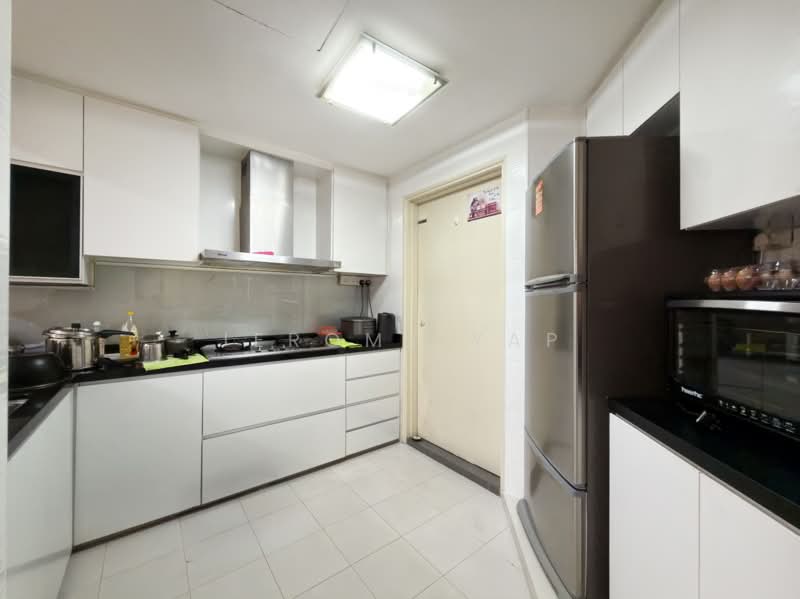 Grande Vista, 24 Cactus Drive, Room Rental, 100 sqft, Condominium For Rent, by Jerome Yap, 500182701 - Kitchen - PropertyGuru.com.sg