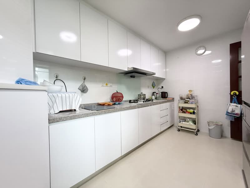Hume Park II, 19 Hume Avenue, 2 Bedrooms, 1,001 sqft, Condominium For Sale, by Caden Chee, 500182720 - Kitchen - PropertyGuru.com.sg