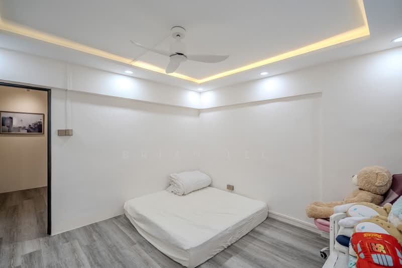 216 Jurong East Street 21, 216 Jurong East Street 21, 3 Bedrooms, 1,593 sqft, HDB Flat For Sale, by Brian Lee, 500182726 - Bedroom - PropertyGuru.com.sg