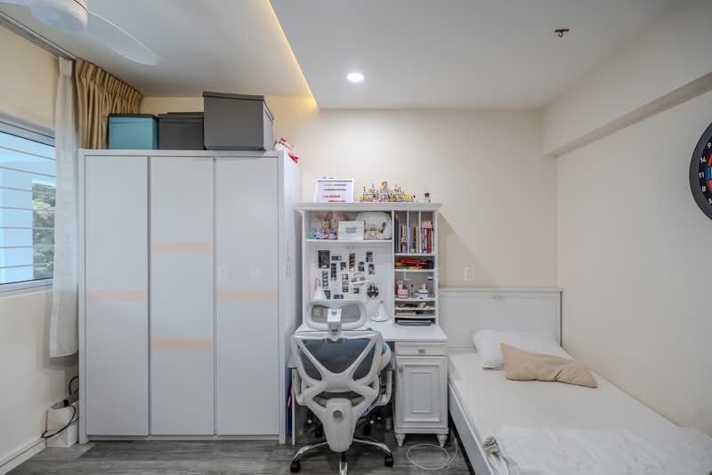 216 Jurong East Street 21, 216 Jurong East Street 21, 3 Bedrooms, 1,593 sqft, HDB Flat For Sale, by Brian Lee, 500182726 - Bedroom - PropertyGuru.com.sg