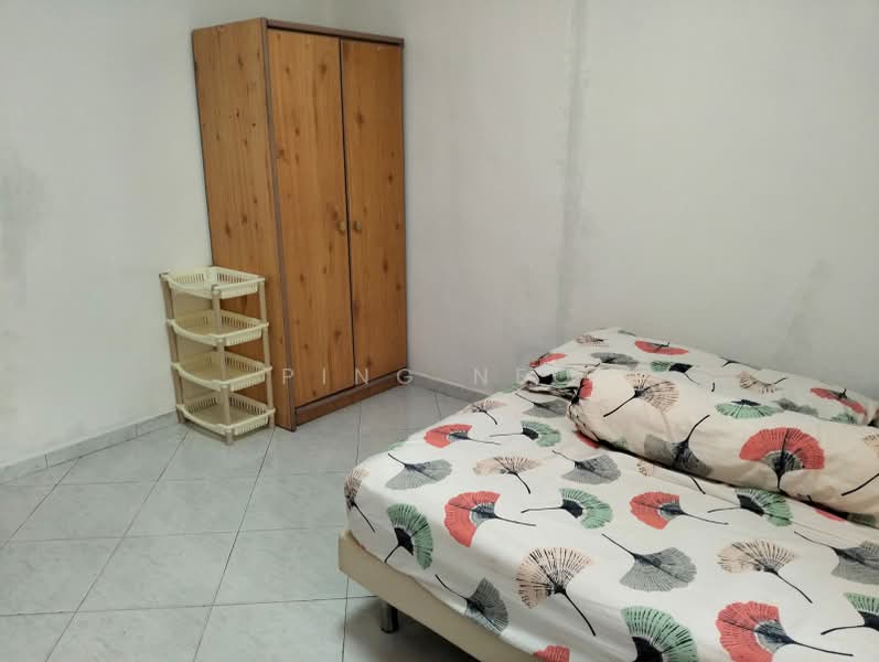 723 Jurong West Avenue 5, 723 Jurong West Avenue 5, Room Rental, 150 sqft, HDB Flat For Rent, by Ping Neo, 500182728 - Bedroom - PropertyGuru.com.sg