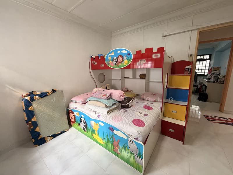 751 Woodlands Circle, 751 Woodlands Circle, 3 Bedrooms, 1,098 sqft, HDB Flat For Sale, by Justin Chong, 500182736 - Bedroom - PropertyGuru.com.sg