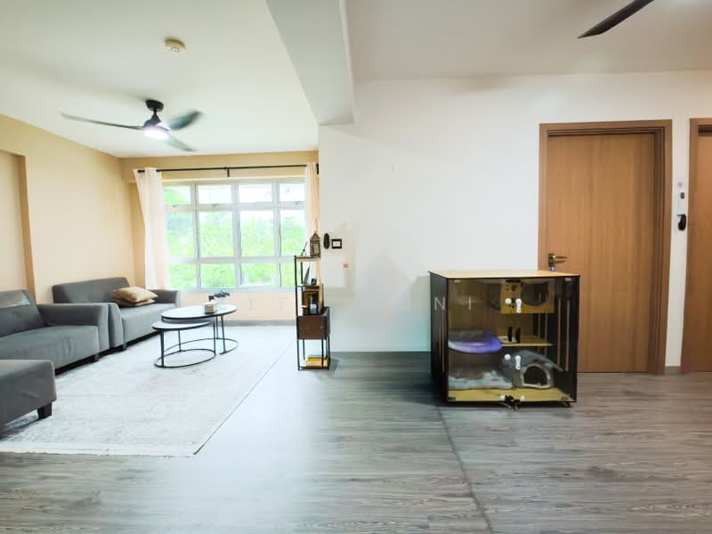 103A Canberra Street, 103A Canberra Street, 3 Bedrooms, 1,001 sqft, HDB Flat For Sale, by Elfi Muni, 500182738 - Living Room - PropertyGuru.com.sg