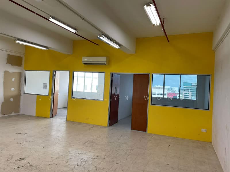 Gold Pine Industrial Building, 126 Joo Seng Road, 1,894 sqft, Light Industrial (B1) For Sale, by Jacquelyn Wong, 500182740 - Interior - CommercialGuru.com.sg