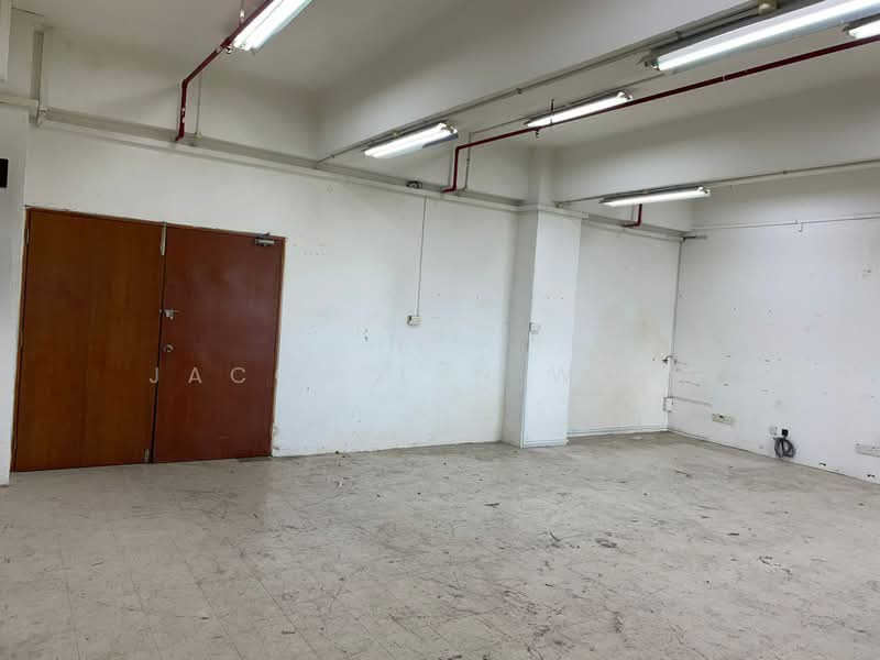Gold Pine Industrial Building, 126 Joo Seng Road, 1,894 sqft, Light Industrial (B1) For Sale, by Jacquelyn Wong, 500182740 - Interior - CommercialGuru.com.sg