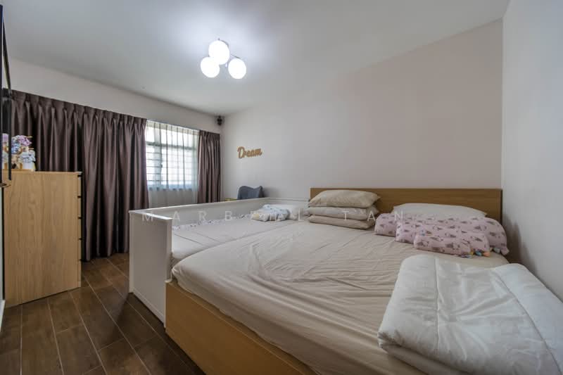 504D Yishun Street 51, 504D Yishun Street 51, 3 Bedrooms, 1,001 sqft, HDB Flat For Sale, by Marbell Tan, 500182750 - Bedroom - PropertyGuru.com.sg