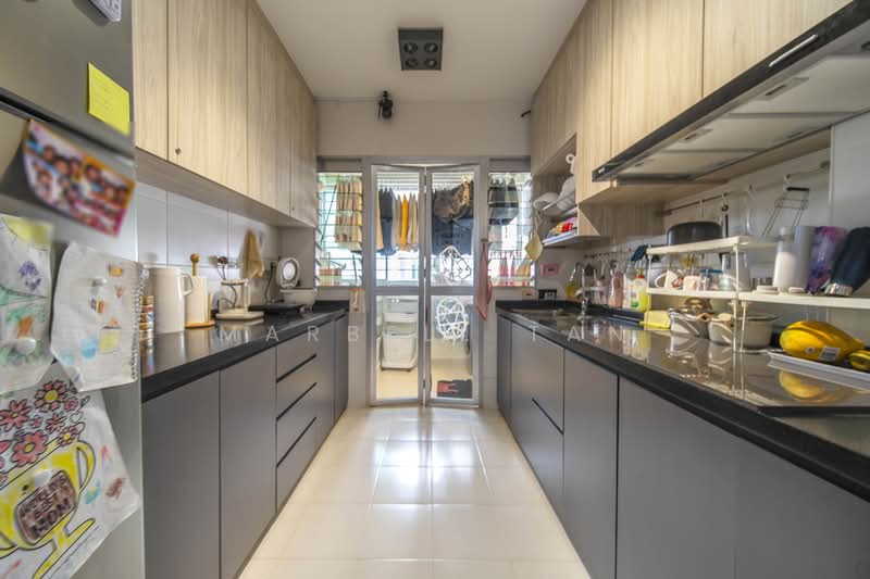504D Yishun Street 51, 504D Yishun Street 51, 3 Bedrooms, 1,001 sqft, HDB Flat For Sale, by Marbell Tan, 500182750 - Kitchen - PropertyGuru.com.sg
