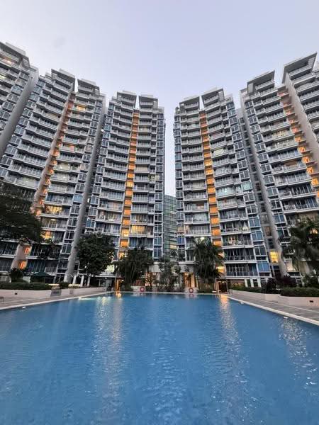 Cairnhill Crest, 8 Cairnhill Circle, Orchard / River Valley, 2 Bedrooms, 1,206 sqft, Condominium For Sale, by Cherine Cheong, 500182752 - Exterior - PropertyGuru.com.sg
