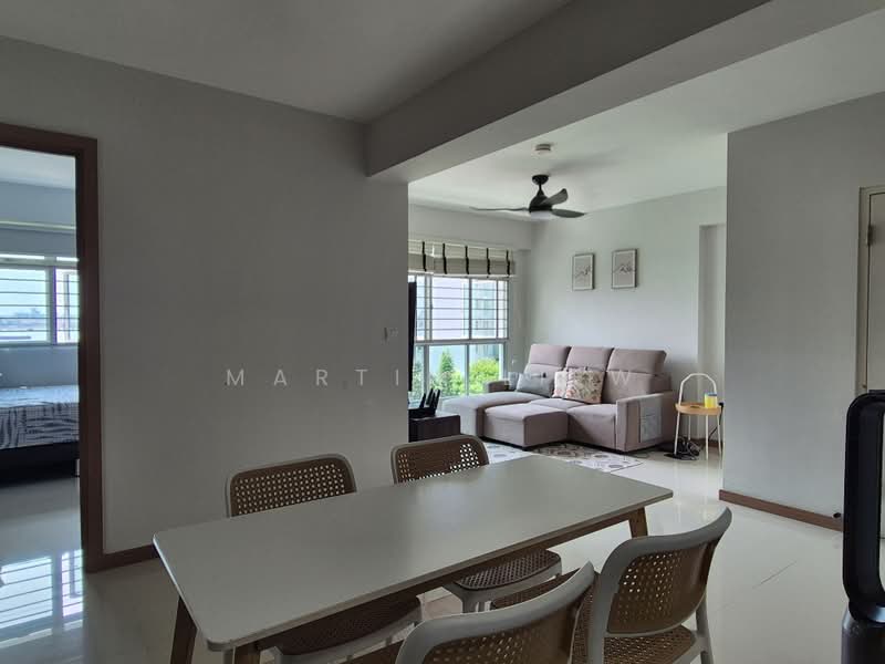 421B Northshore Drive, 421B Northshore Drive, 3 Bedrooms, 1,001 sqft, HDB Flat For Sale, by Martin Liew, 500182767 - Dining - PropertyGuru.com.sg