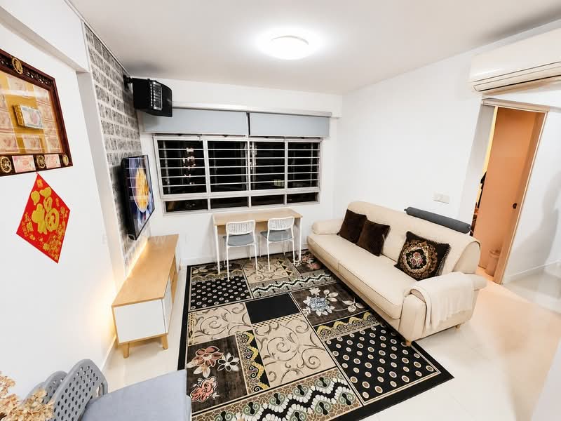 467B Fernvale Link, 467B Fernvale Link, 2 Bedrooms, 732 sqft, HDB Flat For Sale, by Edwin Chua W Y, 500182782 - Living Room - PropertyGuru.com.sg