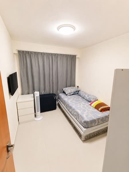467B Fernvale Link, 467B Fernvale Link, 2 Bedrooms, 732 sqft, HDB Flat For Sale, by Edwin Chua W Y, 500182782 - Bedroom - PropertyGuru.com.sg