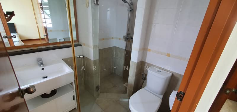 The Floravale, 246 Westwood Avenue, 3 Bedrooms, 1,238 sqft, Executive Condominium For Sale, by Sharlyn Neo, 500182784 - Bathroom - PropertyGuru.com.sg