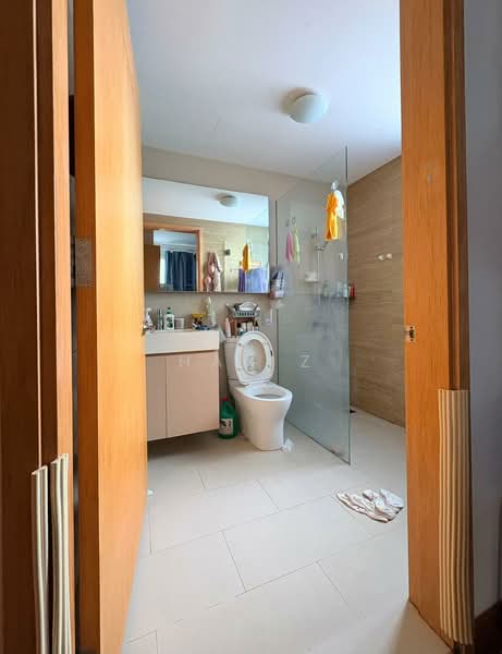 Waterview, 75 Tampines Avenue 1, 2 Bedrooms, 786 sqft, Condominium For Sale, by Han Z, 500182787 - Bathroom - PropertyGuru.com.sg