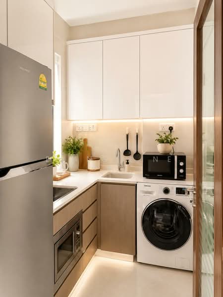Urban Vista, 2 Tanah Merah Kechil Link, 3 Bedrooms, 850 sqft, Condominium For Sale, by Evangeline Dua, 500182793 - Kitchen - PropertyGuru.com.sg