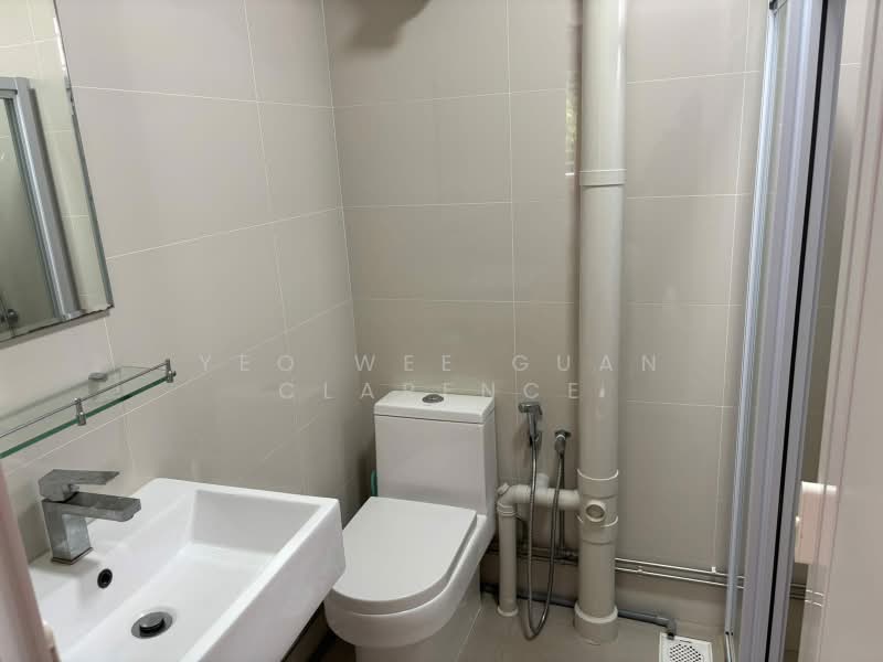 7 Ghim Moh Road, 7 Ghim Moh Road, 3 Bedrooms, 1,259 sqft, HDB Flat For Sale, by Yeo Wee Guan Clarence, 500182795 - Bathroom - PropertyGuru.com.sg