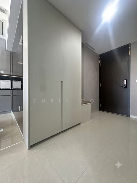 The Gazania, 7 How Sun Drive, 3 Bedrooms, 958 sqft, Condominium For Sale, by Chris Ooi, 500182802 - Entrance - PropertyGuru.com.sg
