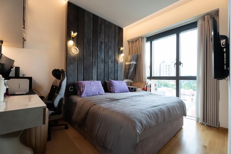 The Gazania, 7 How Sun Drive, 3 Bedrooms, 958 sqft, Condominium For Sale, by Chris Ooi, 500182802 - Bedroom - PropertyGuru.com.sg