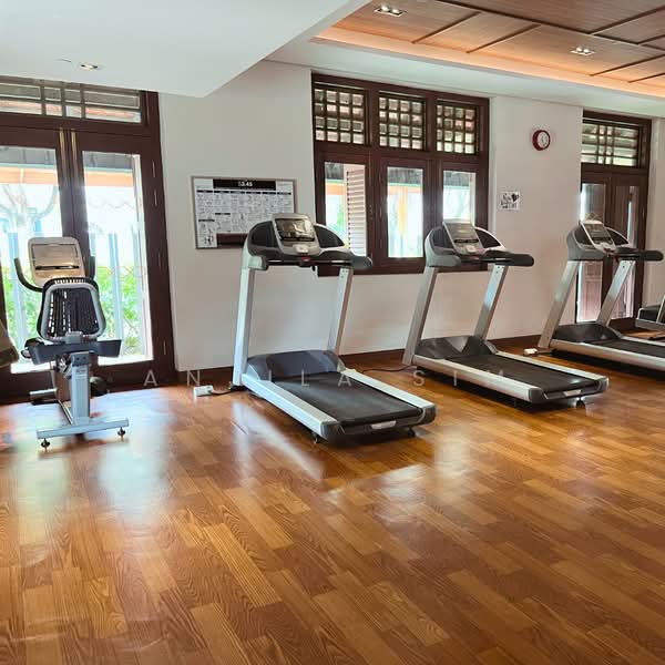 Sophia Hills, 5 Mount Sophia, Studio, 200 sqft, Condominium For Rent, by ANJILA SIM, 500182803 - Gym - PropertyGuru.com.sg