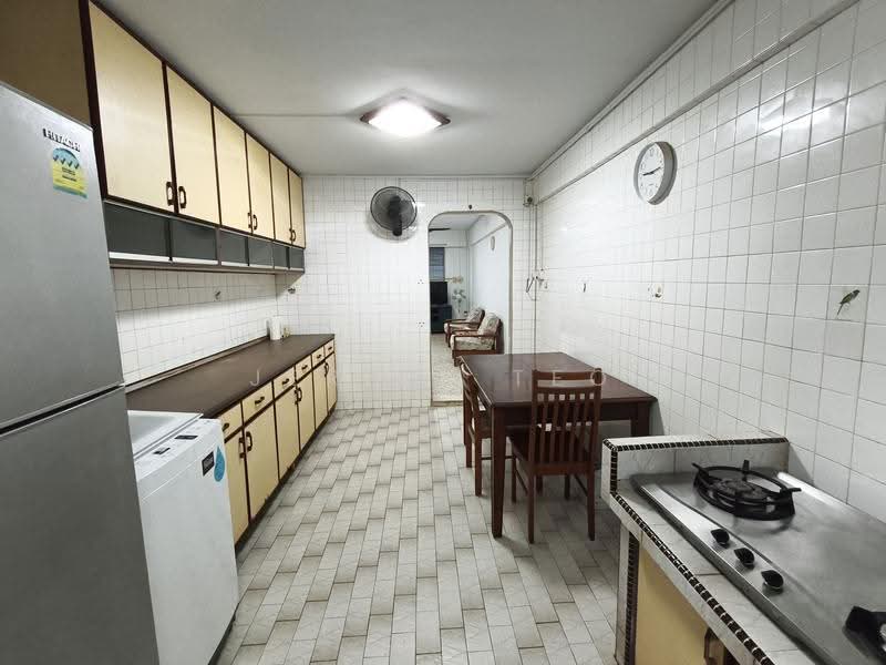 89 Bedok North Street 4, 89 Bedok North Street 4, Bedok / Upper East Coast, 2 Bedrooms, 721 sqft, HDB Flat For Rent, by Jerine Teo, 500182838 - Kitchen - PropertyGuru.com.sg