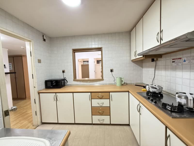 International Plaza, 10 Anson Road, Room Rental, 120 sqft, Apartment For Rent, by Steve Voon, 500182841 - Kitchen - PropertyGuru.com.sg