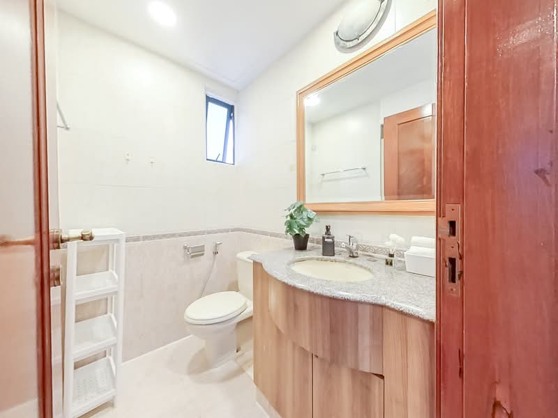 Eastpoint Green, 3 Simei Street 3, Room Rental, 150 sqft, Condominium For Rent, by Jeremy Goh, 500182852 - Bathroom - PropertyGuru.com.sg