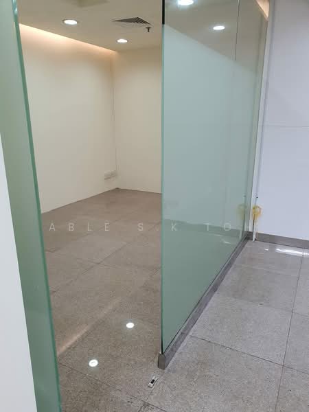 International Plaza, 10 Anson Road, 936 sqft, Office For Sale, by Able S.K Toh, 500182855 - Interior - CommercialGuru.com.sg