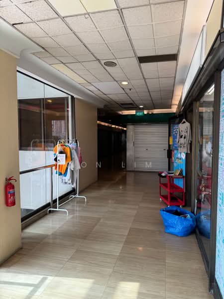 Golden Landmark, 390 Victoria Street, Beach Road / Bugis / Rochor, 323 sqft, Other Retail For Sale, by Don Lim, 500182866 - Corridor - CommercialGuru.com.sg